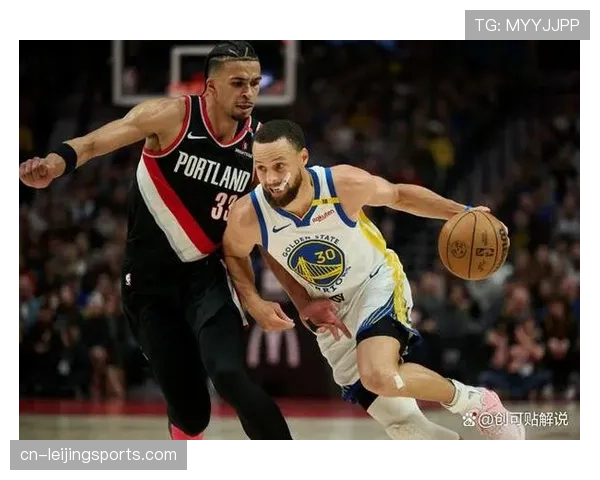 库里三分19中12空砍48分 勇士遭开拓者逆转遭遇连败